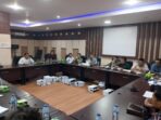Suasana rapat Komisi III DPRD Merangin dengan perwakilan PT SGN, DLH dan masyarakat Bungo Antoi. (DETAIL/Daryanto)